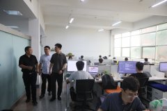 <strong>替代外不雅笨沉的传</strong>